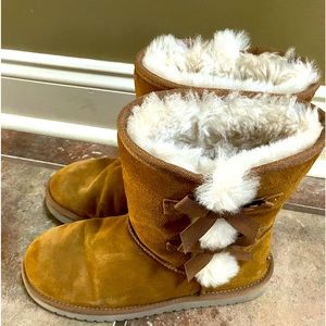 Koolaburra by Ugg Victoria boot women’s size 8